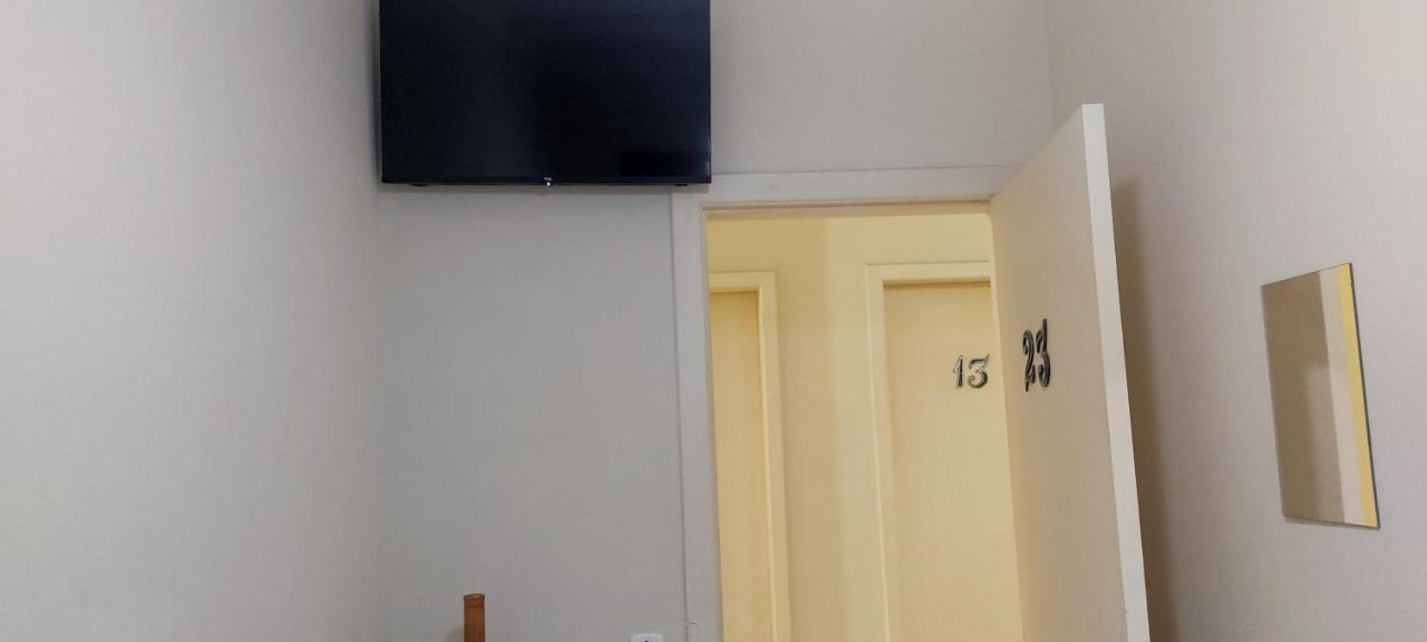 Hotel Gringos 2*