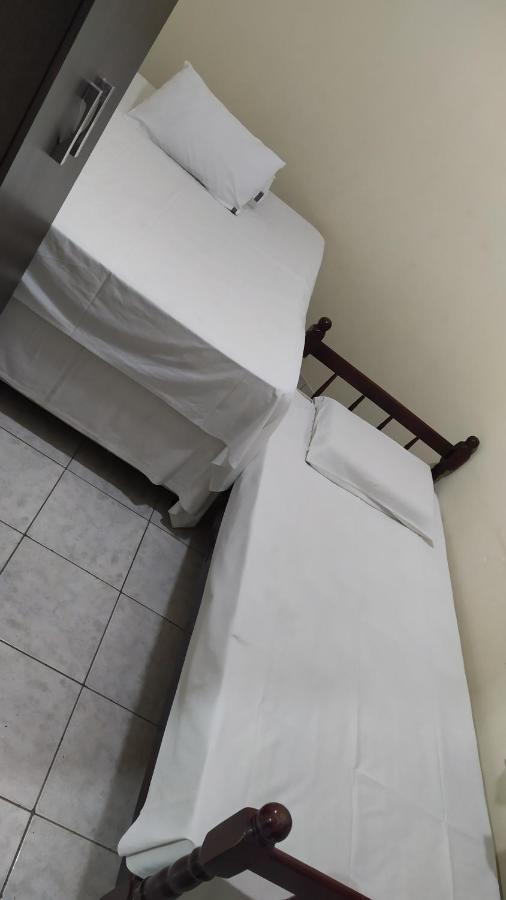 Gringos Hotel 2*